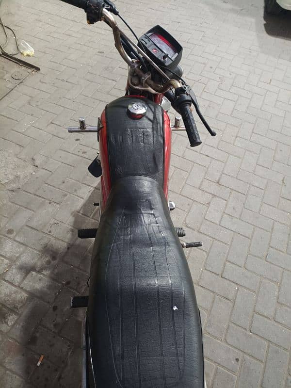 bike for sale Honda CD 70 2014 model 3