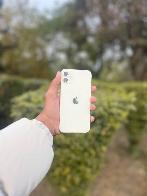 iPhone 11 128gb pta approved 1