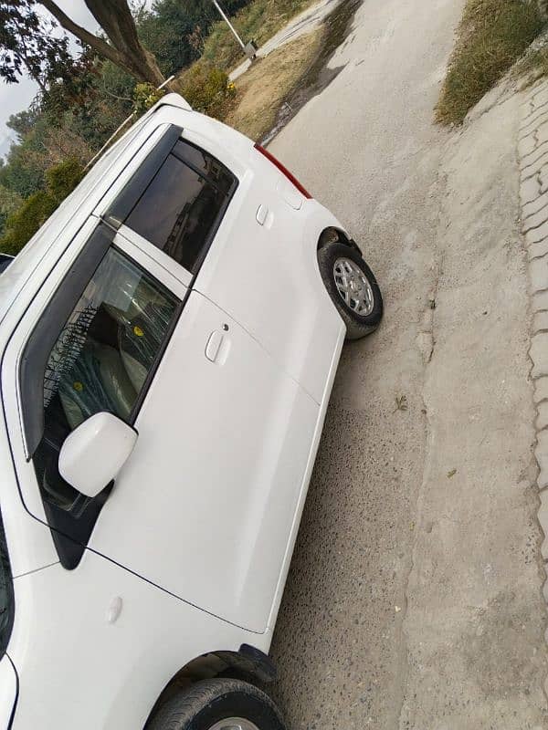 Suzuki Wagon R 2019 11