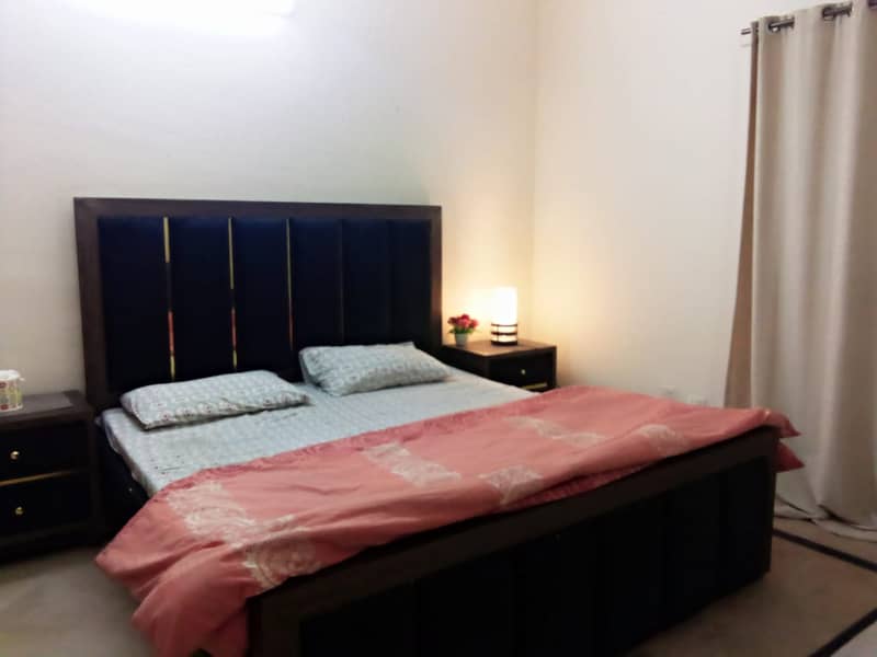 Furnish room available in E-11/2 for ladies 0