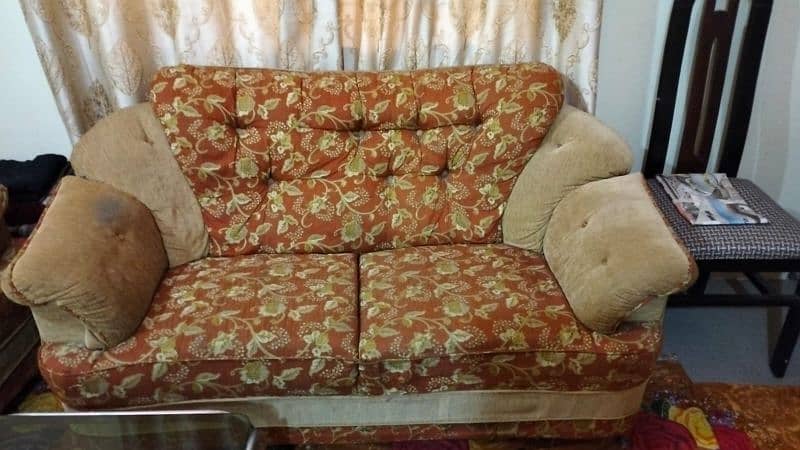 Sofa set with table carpet 6