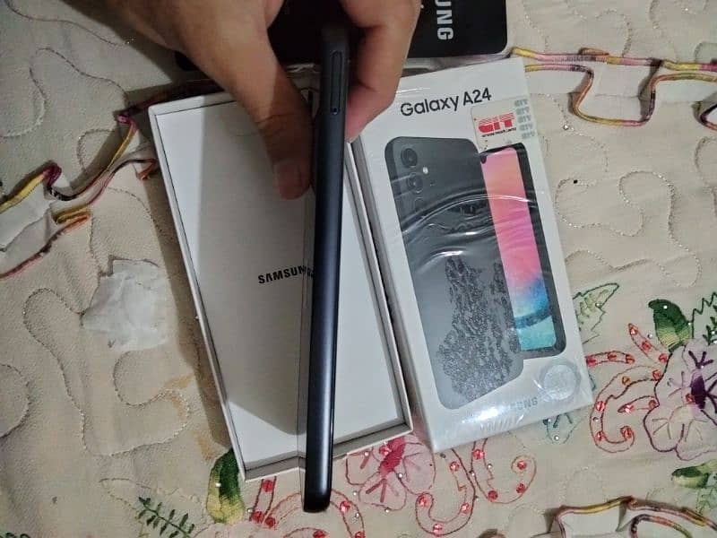 Samsung Galaxy A24.1. mahina waranti ma haWhatsap namber 03102750379 1