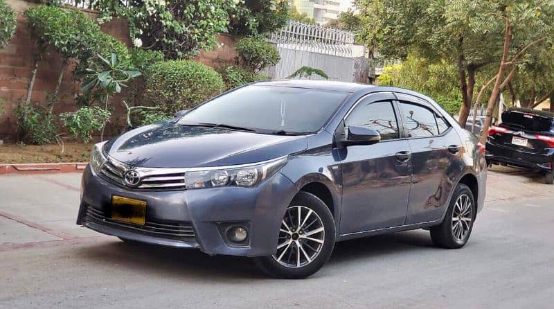 Toyota Corolla GLI Manual 2014. New Shape. 4