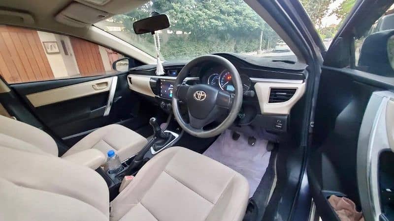 Toyota Corolla GLI Manual 2014. New Shape. 14