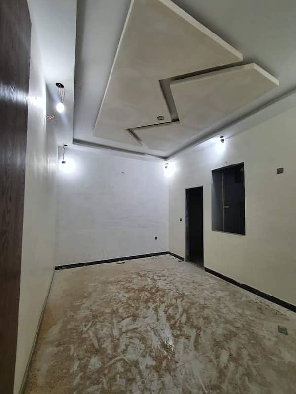 Brand New *3 Bed Lounge* Apartment 4