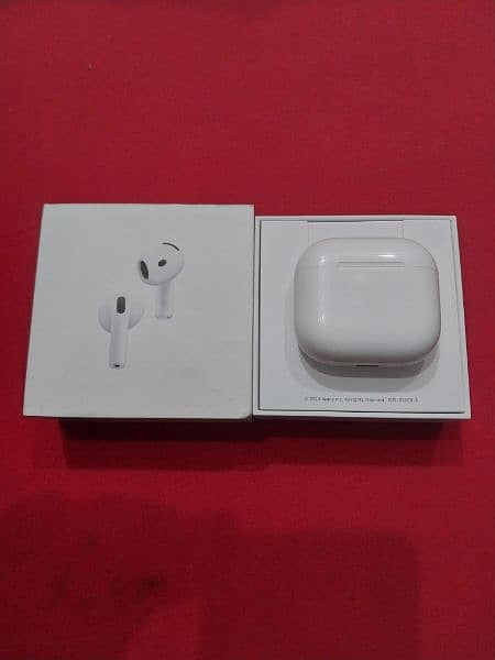 Air pod4 new 22 days used 0