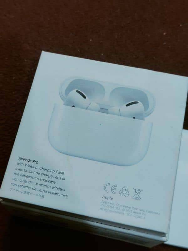 Air pods pro 1st generation 2