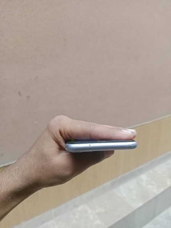 iPhone 11 pta 0