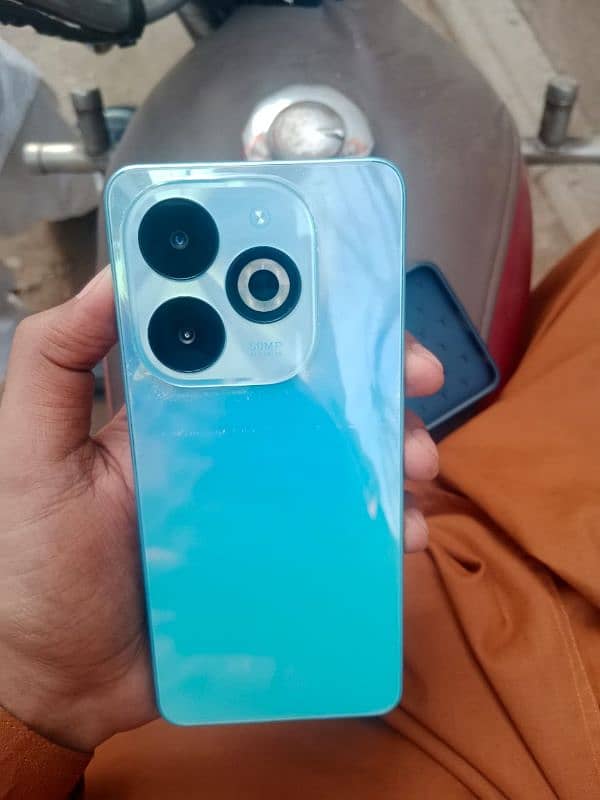 Infinix smart 8 pro 4