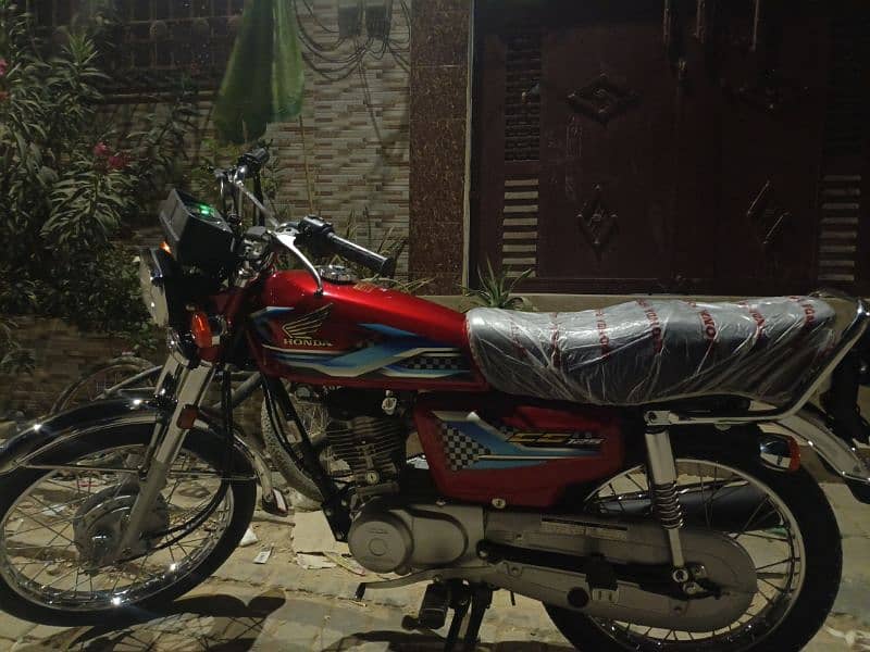 Honda 125 new condition 4