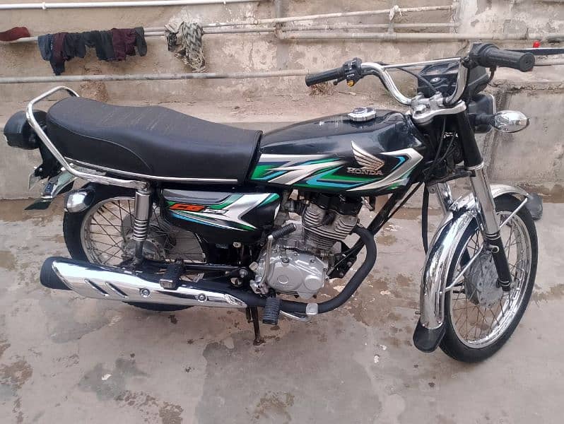 HONDA CG 125 2023 Model For Sale 2