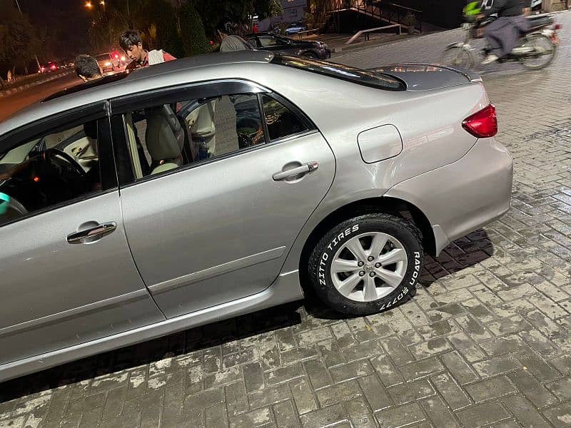 Toyota Corolla Altis 2013 11