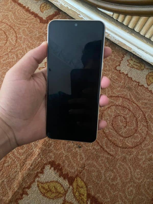 Lg v60 thin q 8)128gb 4