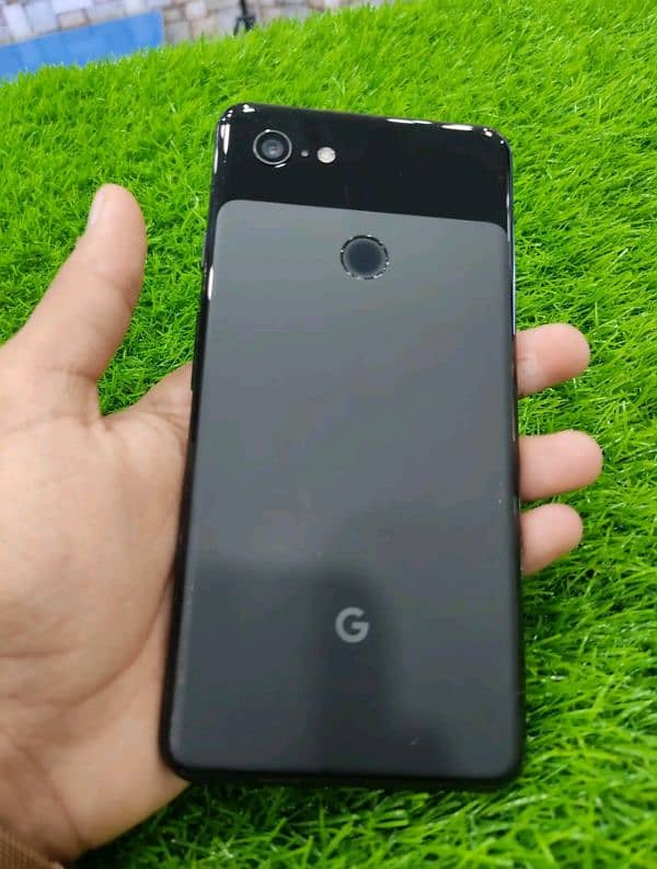 03237004371 Google Pixel 3XL Snapdragon 845 P-OLED HDR display noshade 0