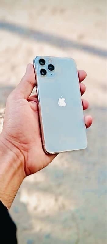 iPhone 11 Pro 64 gb non pta factory uanlok 0