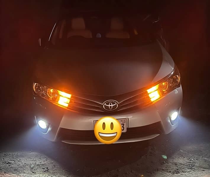 Toyota Altis Grande 2015 1