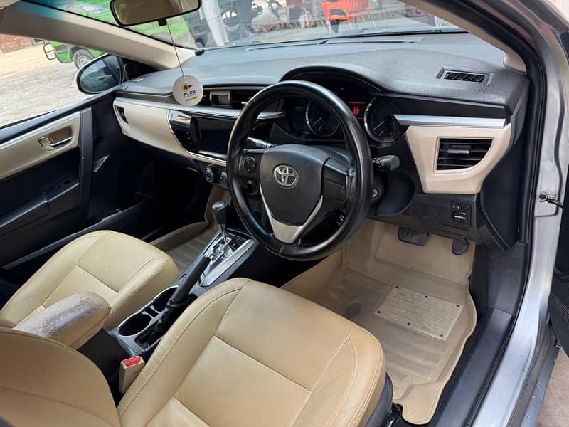 Toyota Altis Grande 2015 9