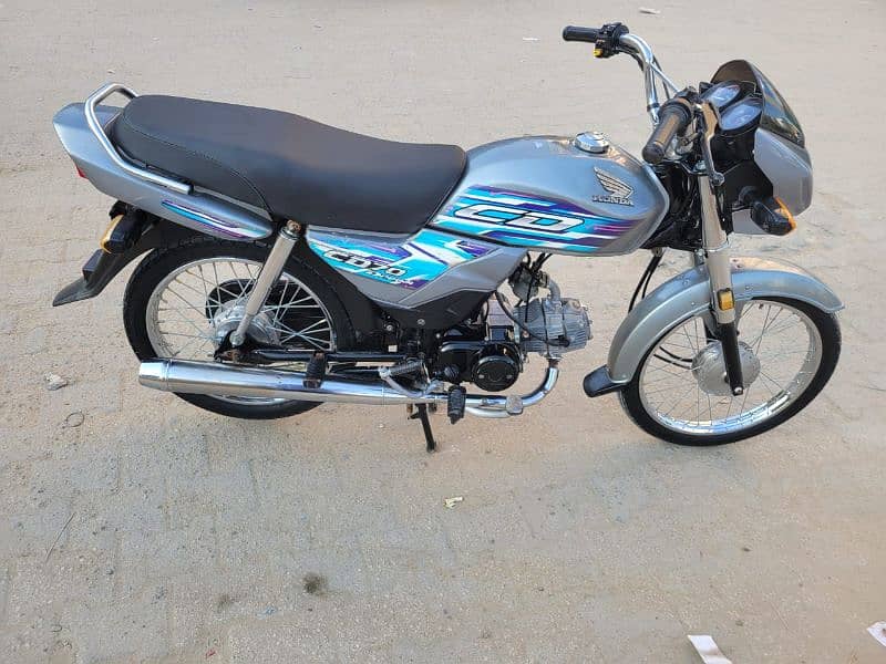 selling my Honda 70 Dream 1