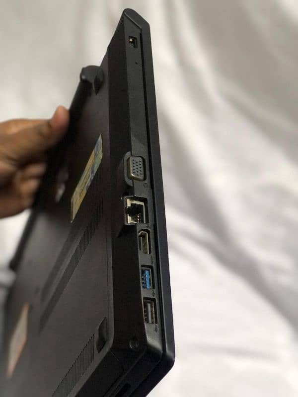 lenovo laptop  4GB 6