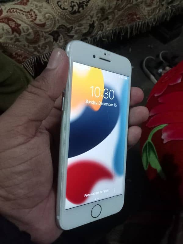 iphon 7 good condition non pta 32 gb 5