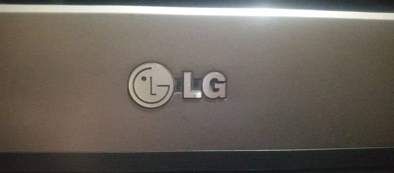 LG Television 4