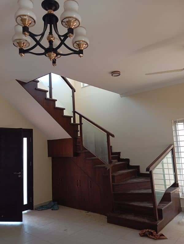 Quaid villa for rent in Bahria town karachi. 8