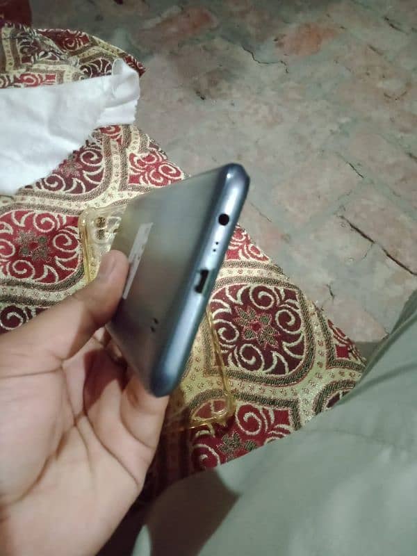 Realme c11 2/32 urgent for sale 0