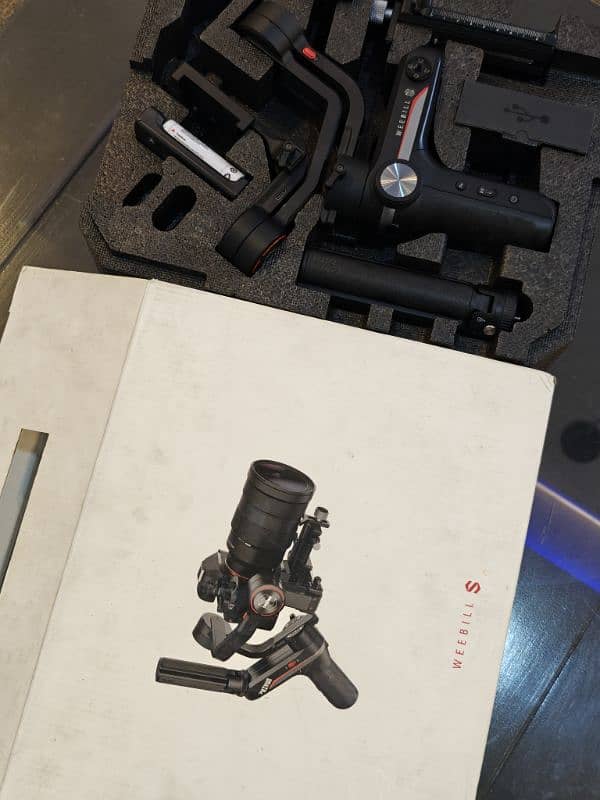 Zhiyun Weebill S Gimbal – Like New! (9.5/10 Condition) 2