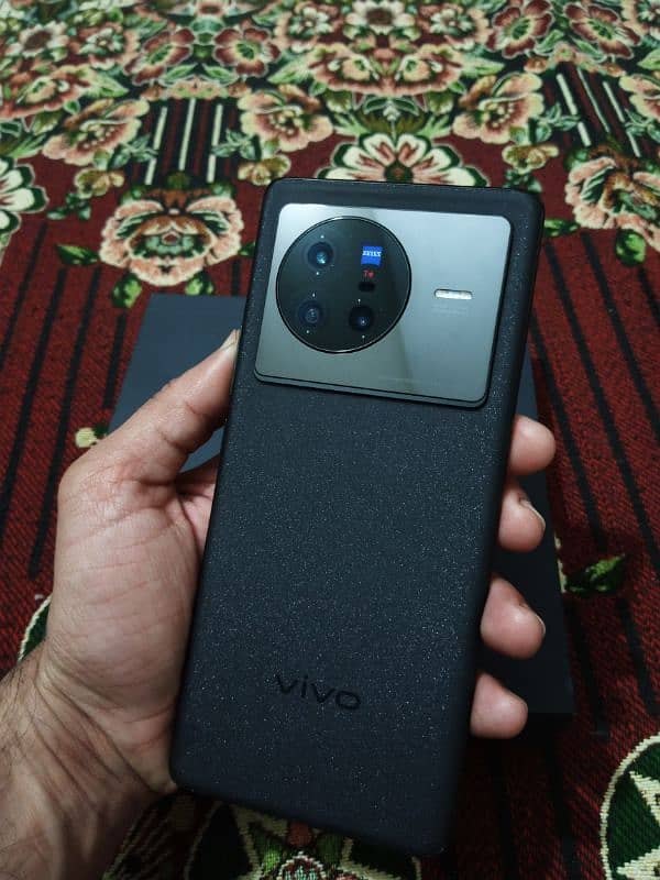 Vivo X80 6