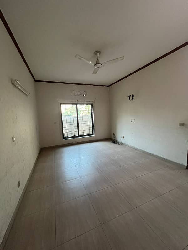 1 Kanal 6 Bedroom Basement House With 12 KVA Solar System For Rent On Very Hot Location 5