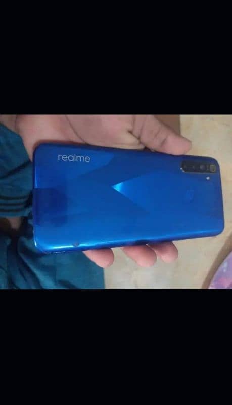 Realme 5 4GB/64GB with box and charger 0