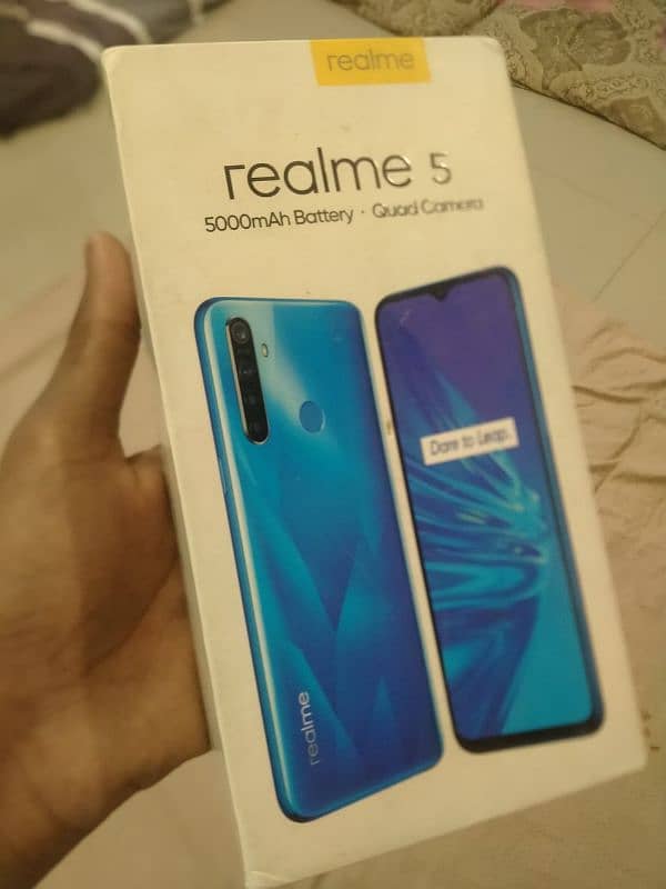 Realme 5 4GB/64GB with box and charger 1