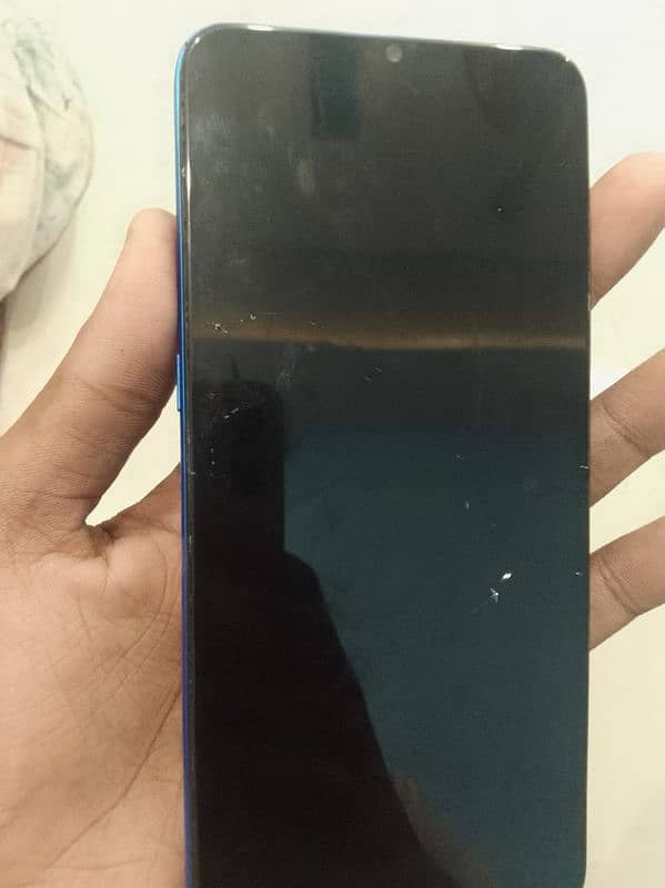 Realme 5 4GB/64GB with box and charger 2