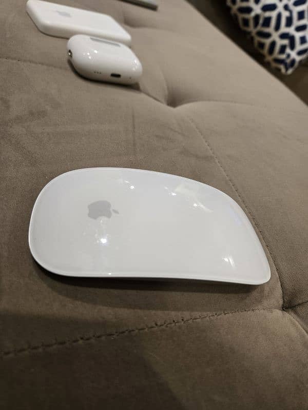 Apple Mouse 2 7