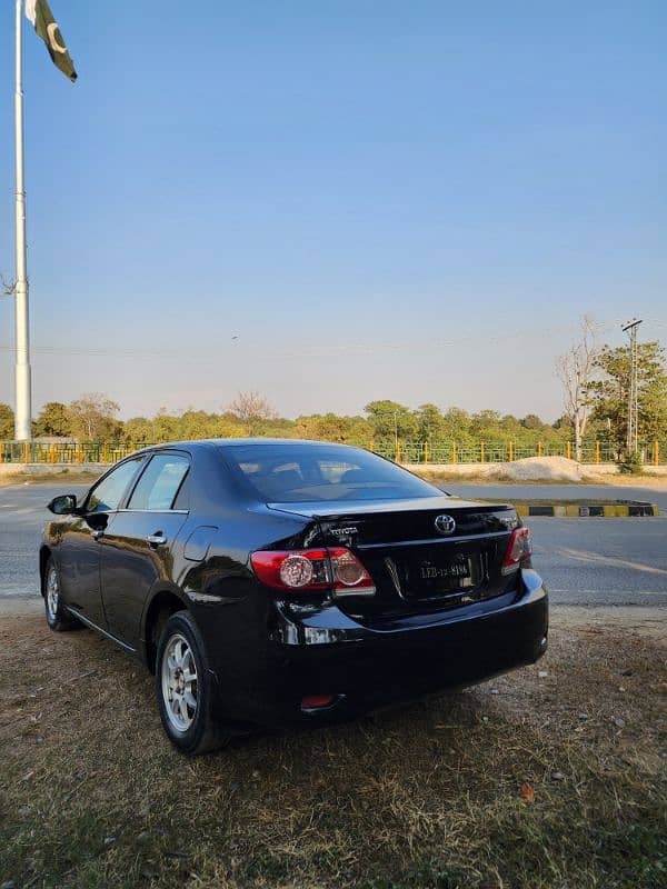 Toyota Corolla XLI/Gli 2013 5