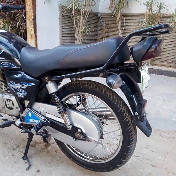 2016 Suzuki Gs-150 D. G. Khan Number 10