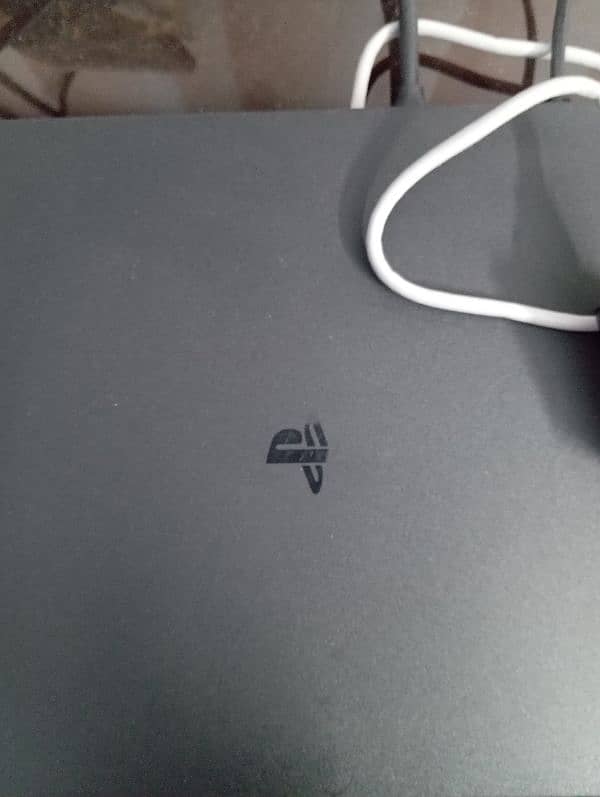 playstation 4 slim with 30 games 1