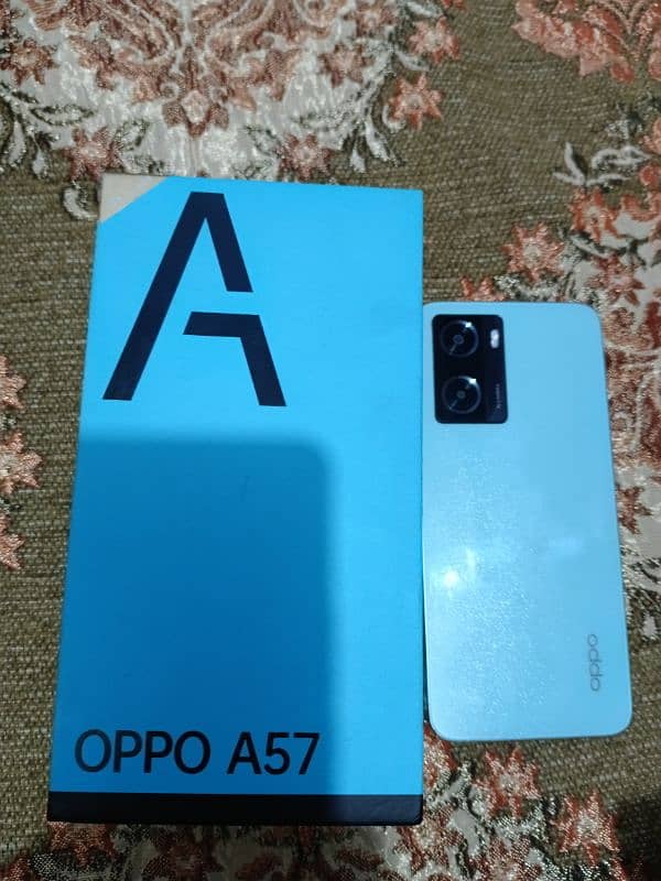 0pp0 a57 for sale very good condition  10/10 with box and charger 0