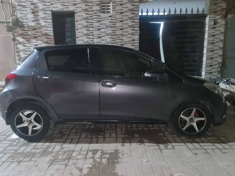 Toyota Vitz 2012 0