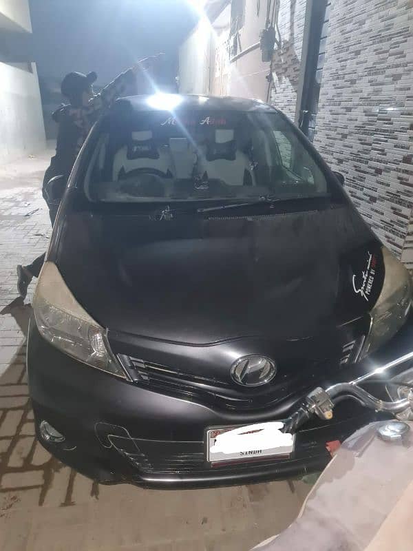 Toyota Vitz 2012 3