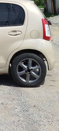 Toyota 15 inch Rim+tyre