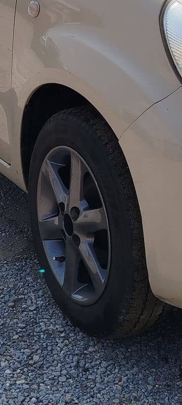 Toyota 15 inch Rim+tyre 1