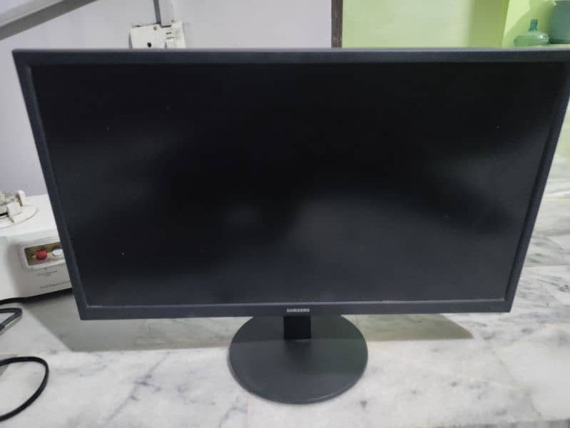 Samsung 19 inch 1080p LED 2021 model Fresh piece ( price negotiable) 0