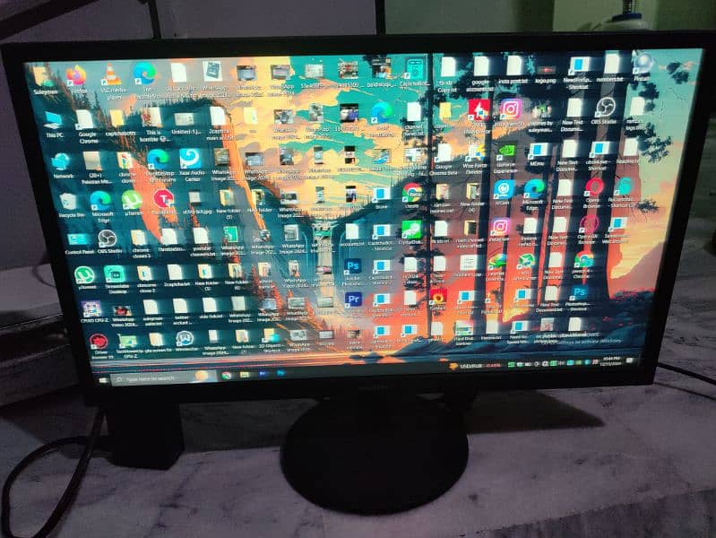 Samsung 19 inch 1080p LED 2021 model Fresh piece ( price negotiable) 4