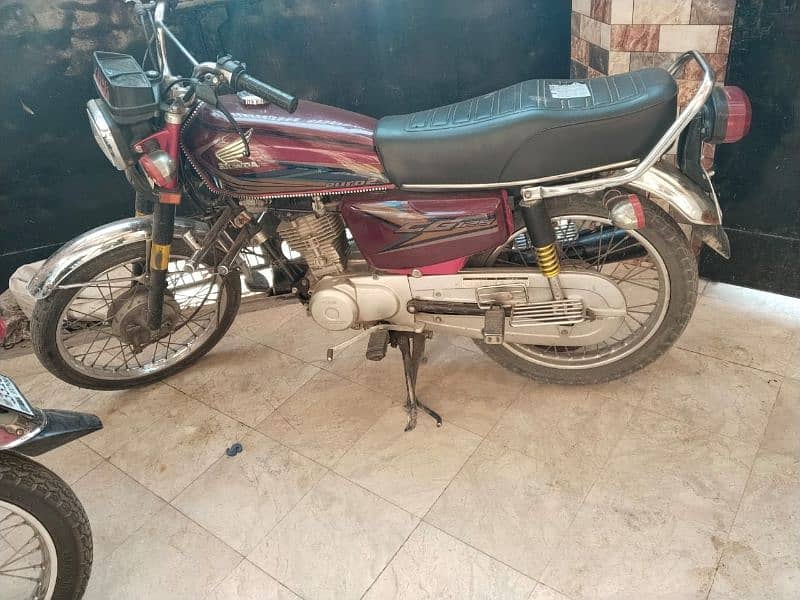 honda original ha iss nambr py rabta kijye 0/3/3/3/8/6/8/1/3/0/2 7