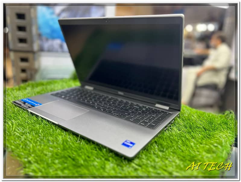 Dell Latitude 5520 Ci5 11th Gen 16GB RAM 512GB SSD 15.6' FHD IPS Lapto 1