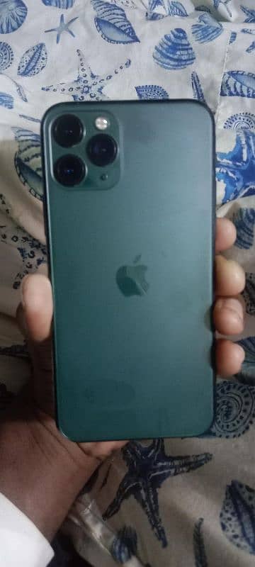 I phone 11 pro 0