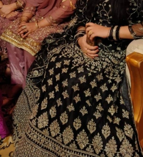 preloved black Indian lehnga 1