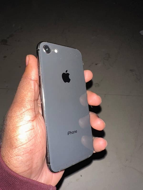 iphone 8 / 64gb pta approved 0