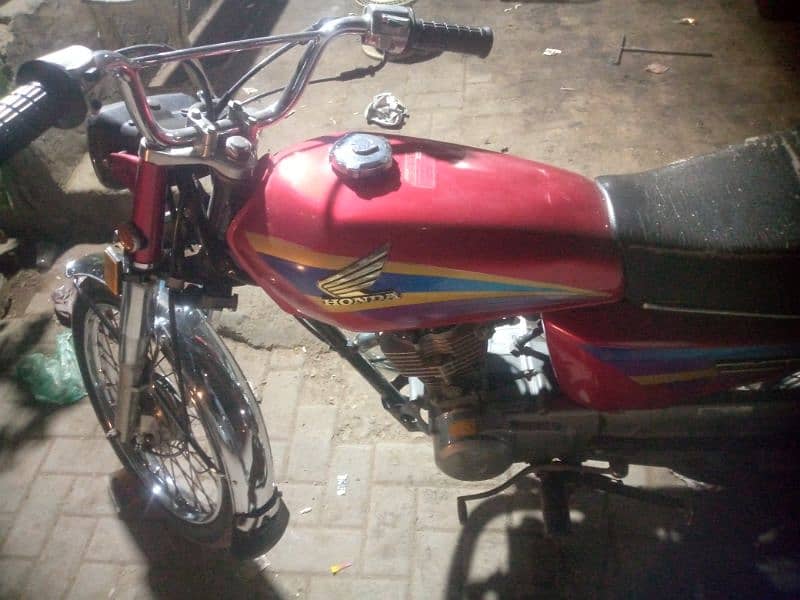 Honda 125 genuine condition 1